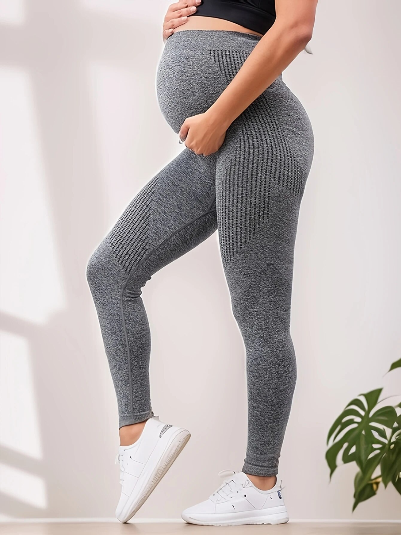 BellyEase Seamless Maternity Leggings