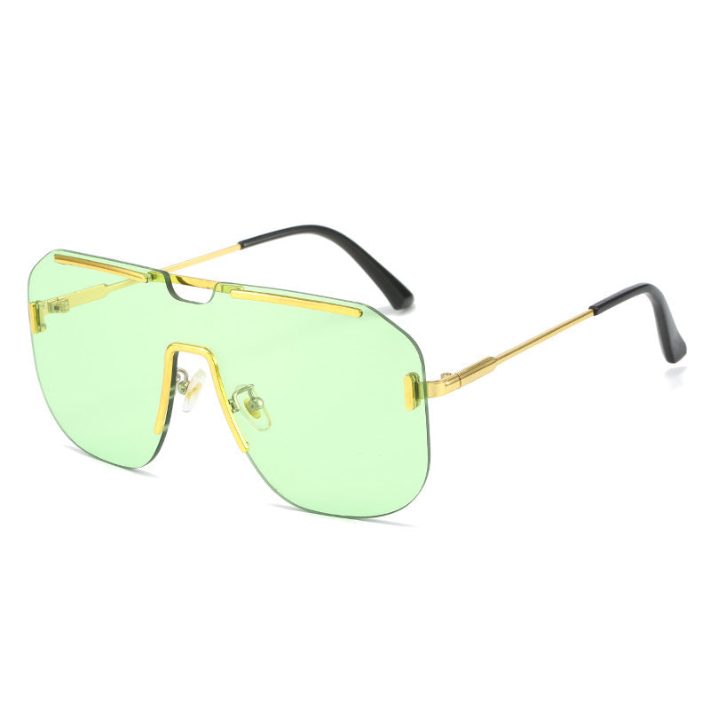Liora™ Bold Sunglasses