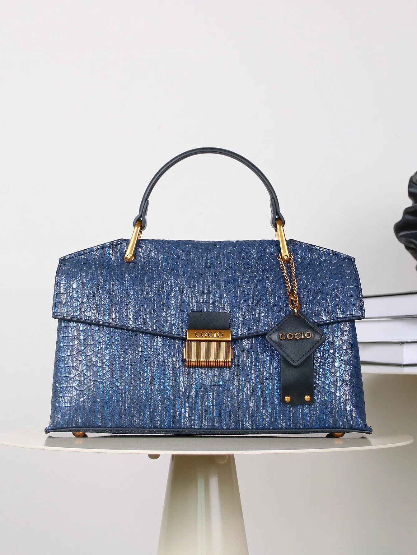 Emma™ | Snake-Textured Handbag