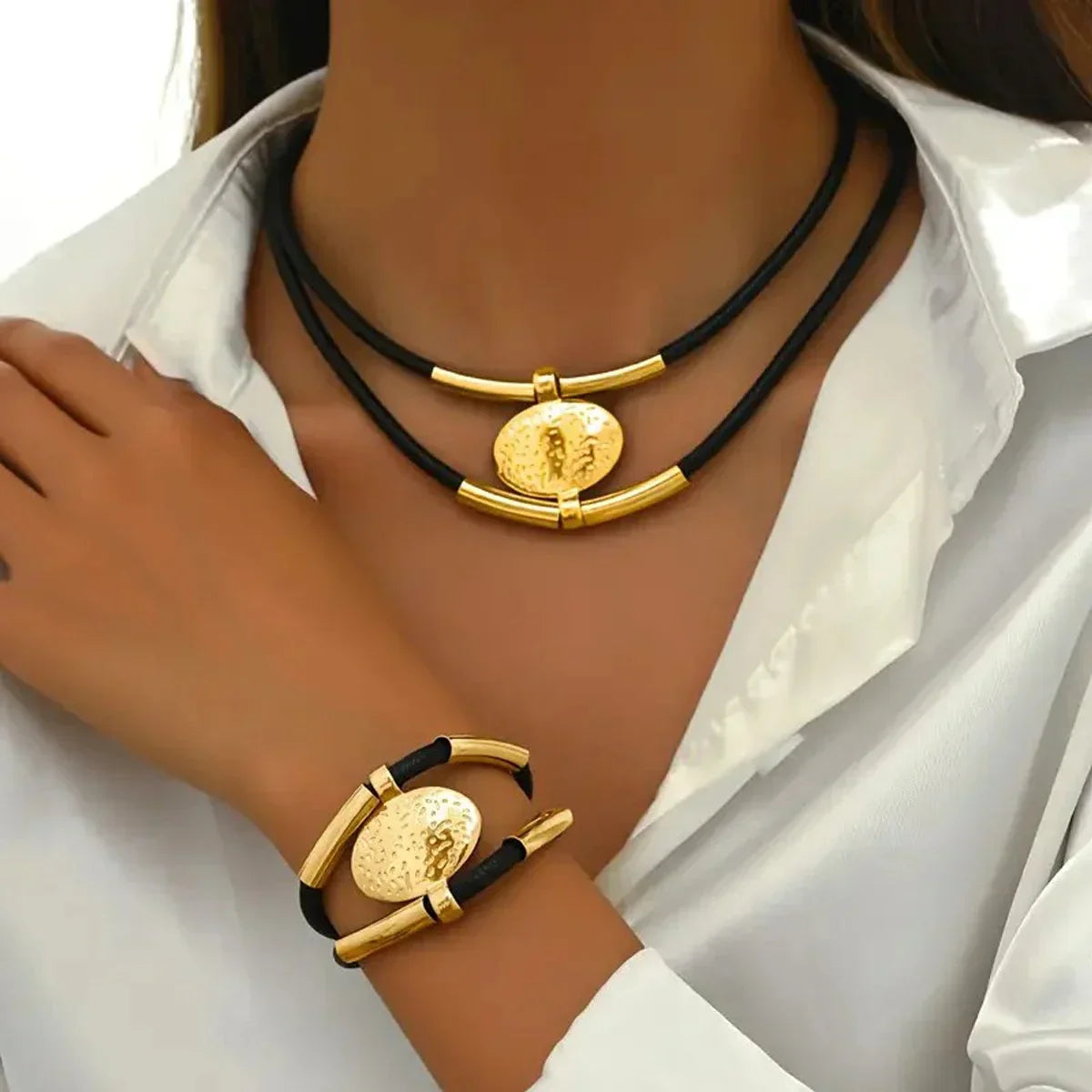 Evelyn Metal Chain Set