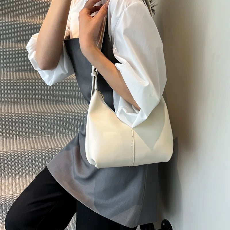 Amara Retro Shoulder Bag