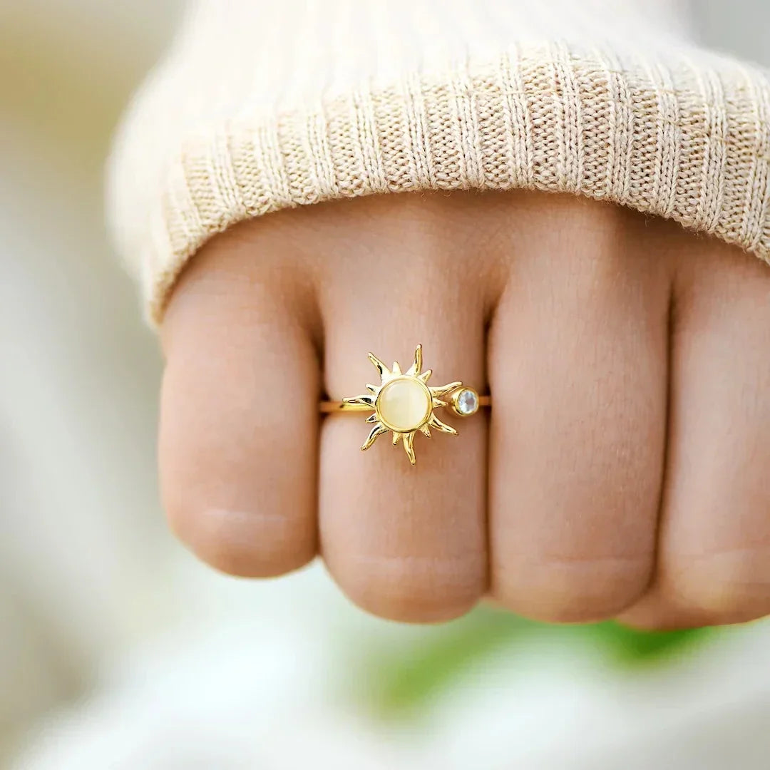 Evelyn™ | Love & Protect Daughter's Ring