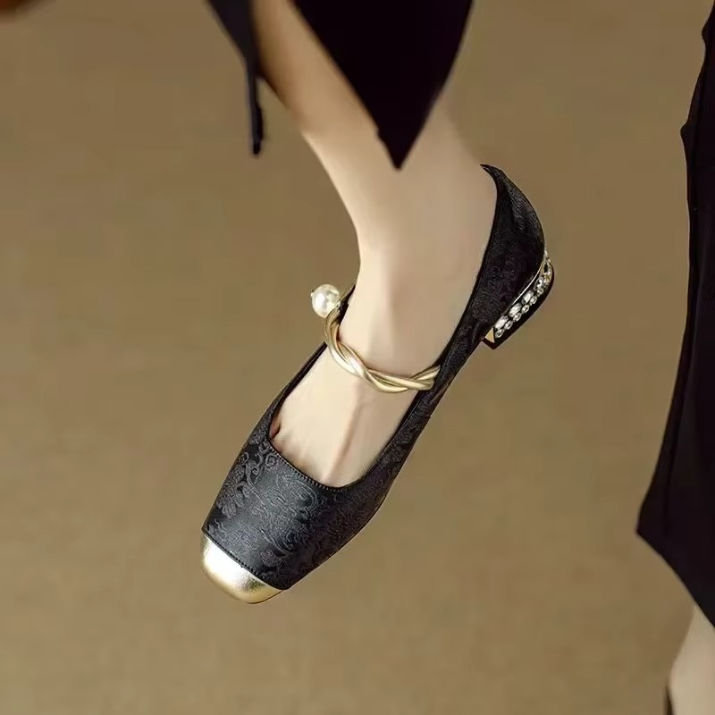 Camila™ Vintage Heels