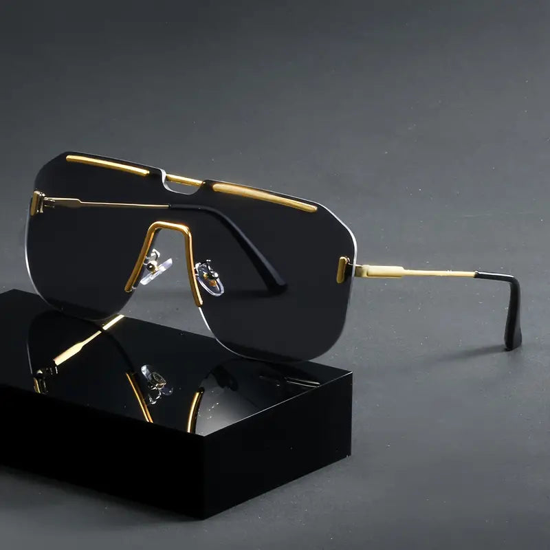 Liora™ Bold Sunglasses